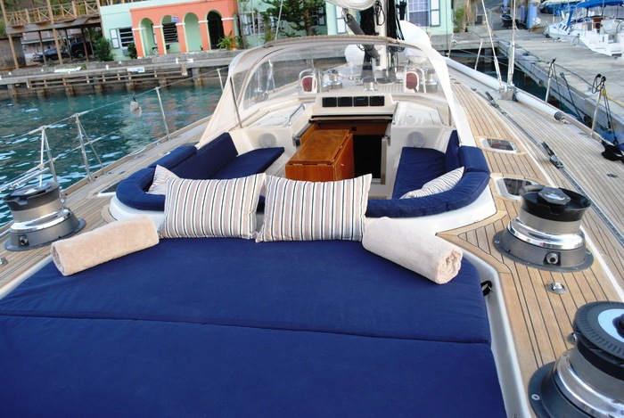 LA FORZA DEL DESTINO -  Cockpit Lounging.jpg