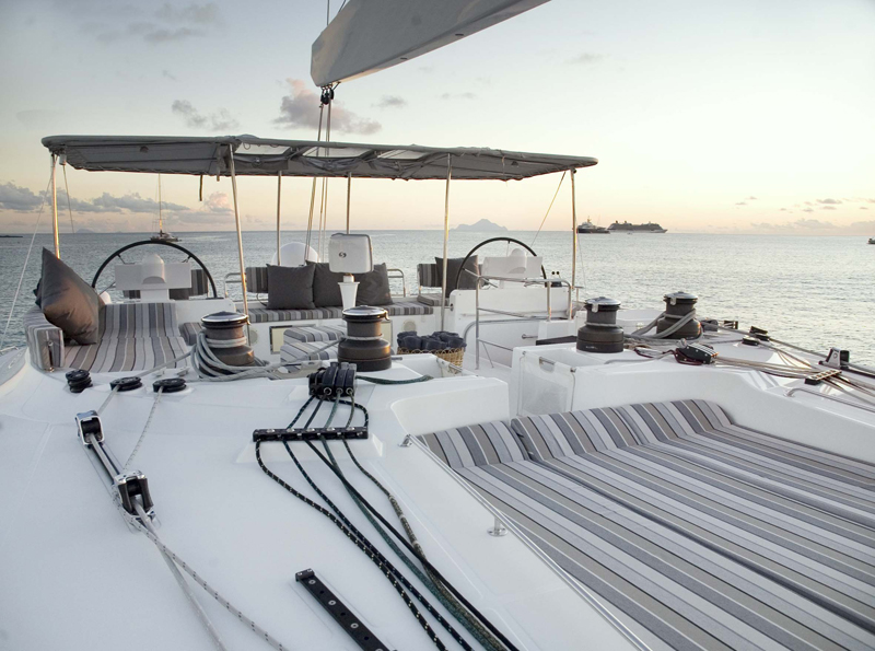 LADY BOU BOU -  Flybridge Sunpads.jpg
