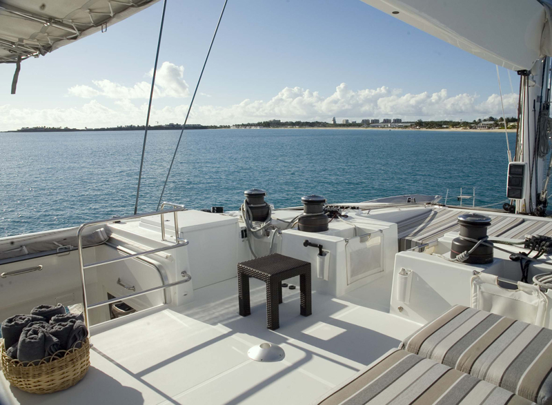 LADY BOU BOU -  Flybridge.jpg
