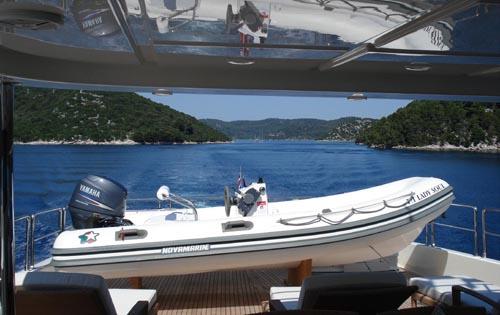 LADY SOUL - Aft Bridge Deck.jpg