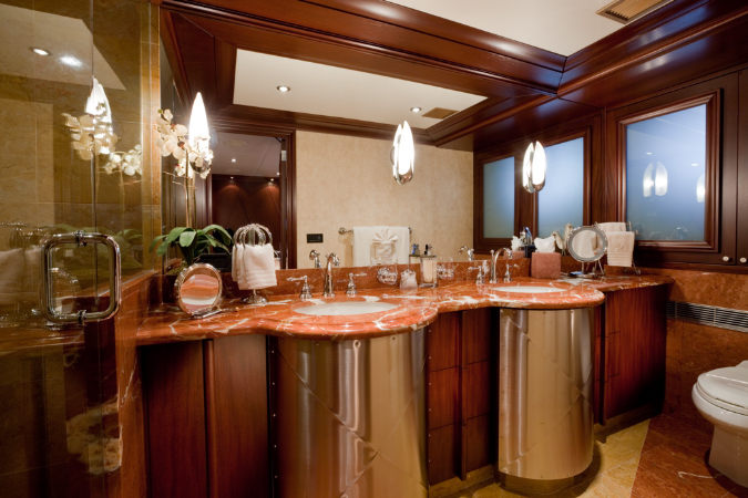 LAGNIAPPE Bathroom.jpg
