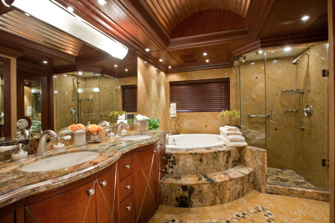 LAGNIAPPE Ensuite.jpg