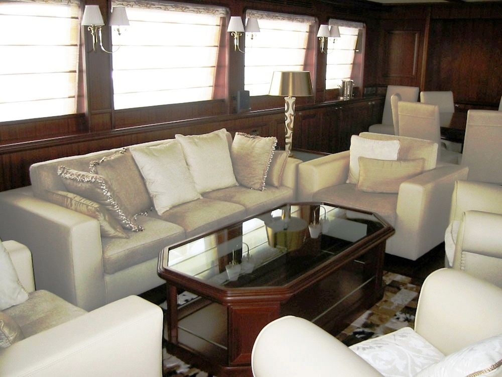 LAVINA - The Main Saloon.jpg