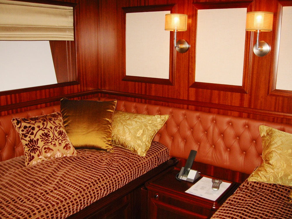 LAVINA - Twin Cabin.jpg