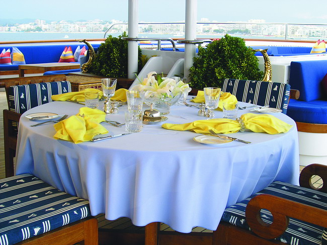 LEANDER - The Spa Pool Deck.jpg