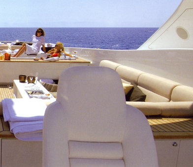 LIFESTYLE - Aft Deck.jpg