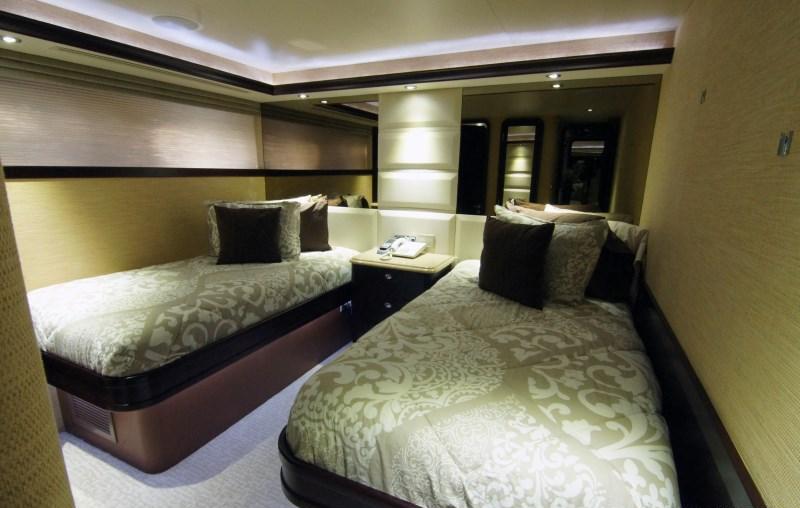 LINE DRIVE -  Twin Cabin.jpg