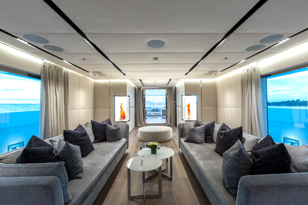LUXURY YACHT OURANOS - SALOON.jpg