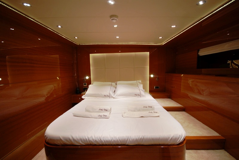 Lady Deisy -  Double Cabin 2.jpg