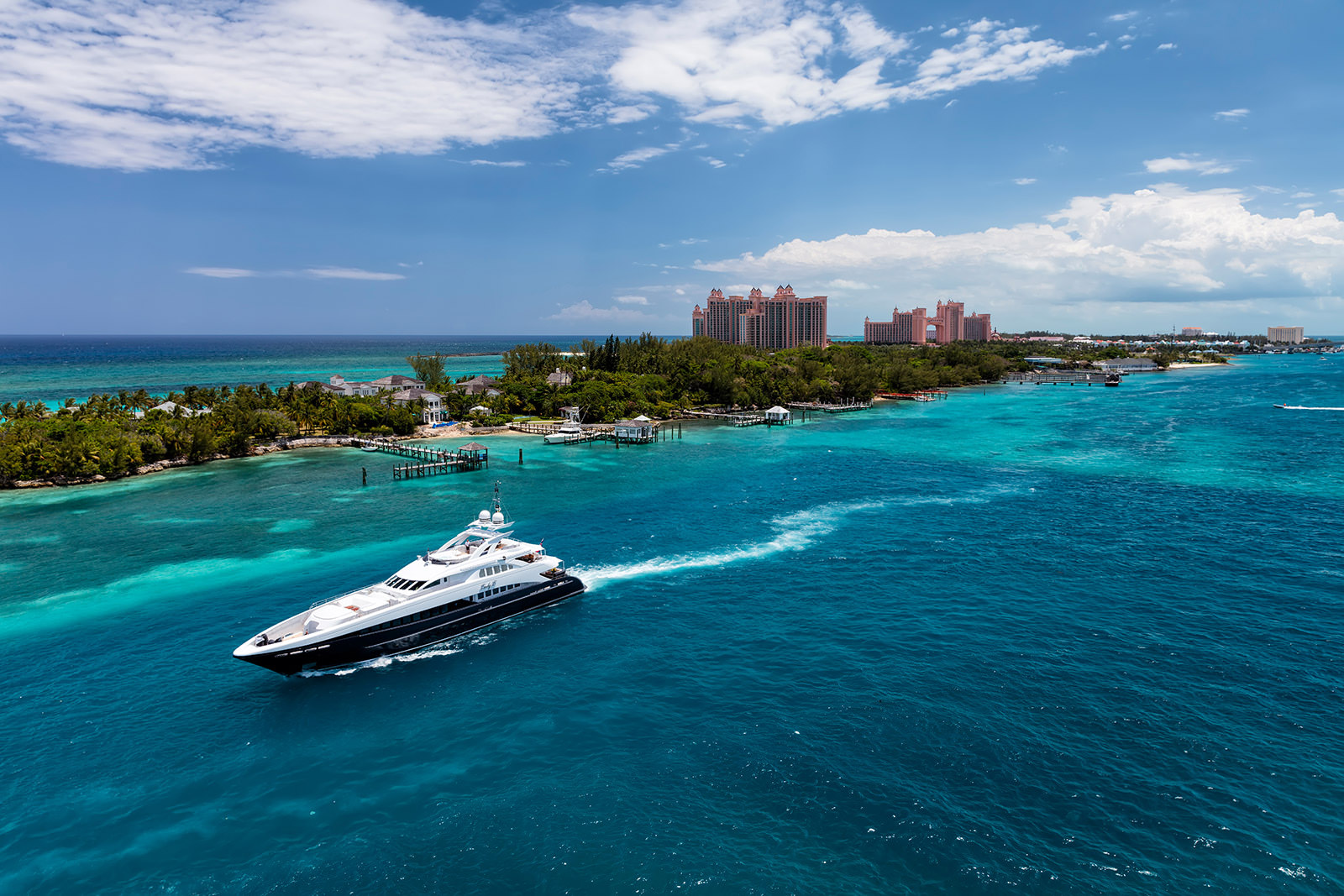 Lady L Luxury Yacht in Nassau photo by Alex Galiano .jpg