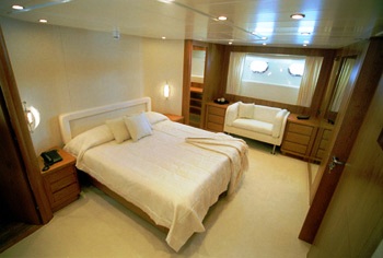 Lady Natinia VIP Cabin.jpg