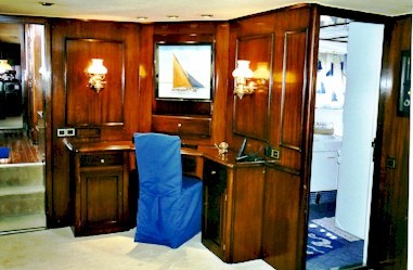 Lady Roxanne -  Master Cabin office.jpg