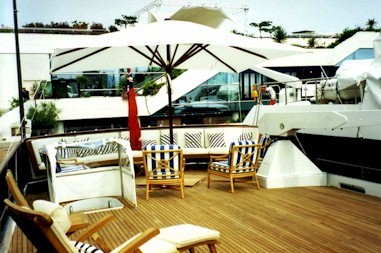 Lady Roxanne -  Sundeck.jpg