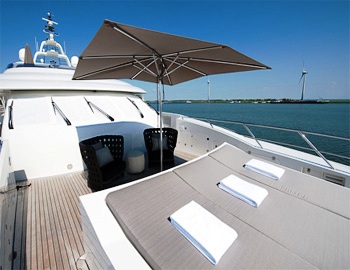 Latitude - Outside seating fwd.jpg