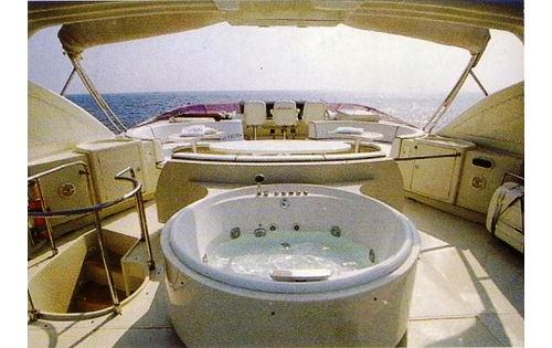 Leigh Jaccuzi.jpg