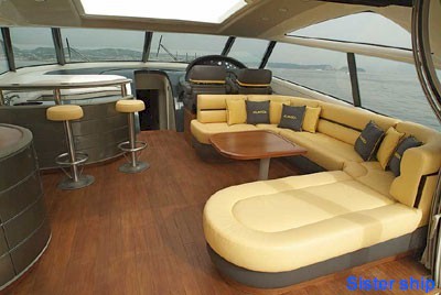 Les-A - Cockpit.jpg
