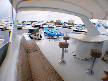 Lucky Me Flybridge.jpg