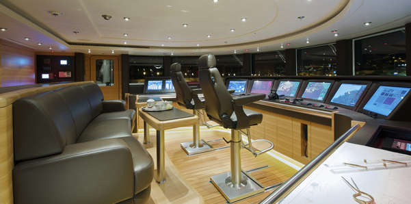 Lurssen Arkley 2009 interior.png