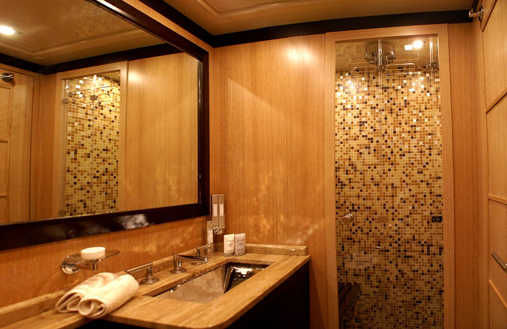 MAC 1 - Twin Ensuite.jpg