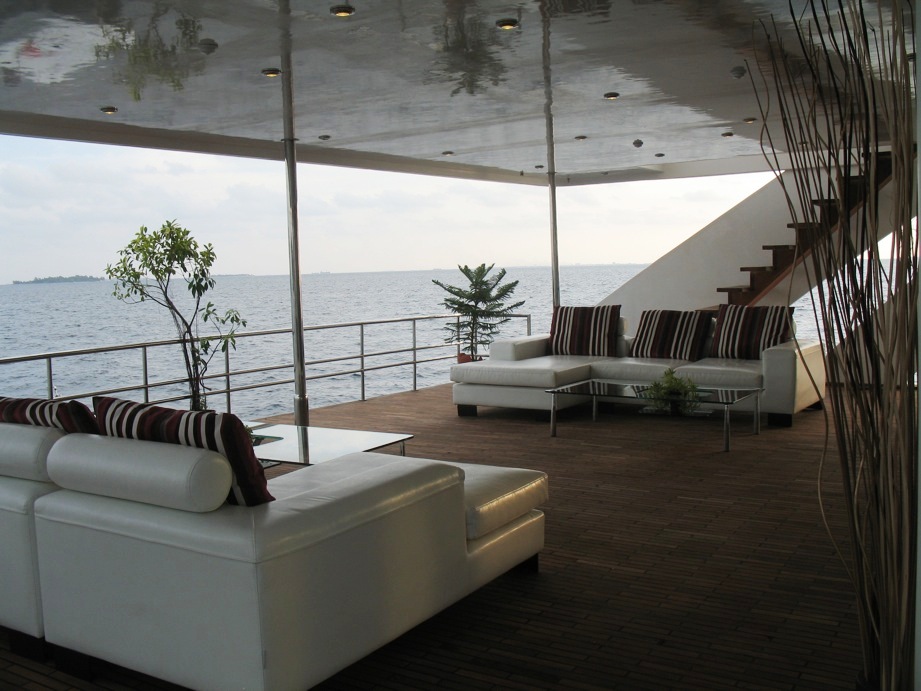 MALDIVE MOSIAQUE - Main deck outdoor 1.jpg
