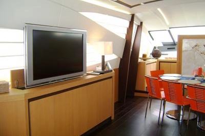MAXIMO -  Salon View 2.jpg