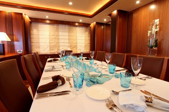 MOLIVER -  Dining Table.jpg
