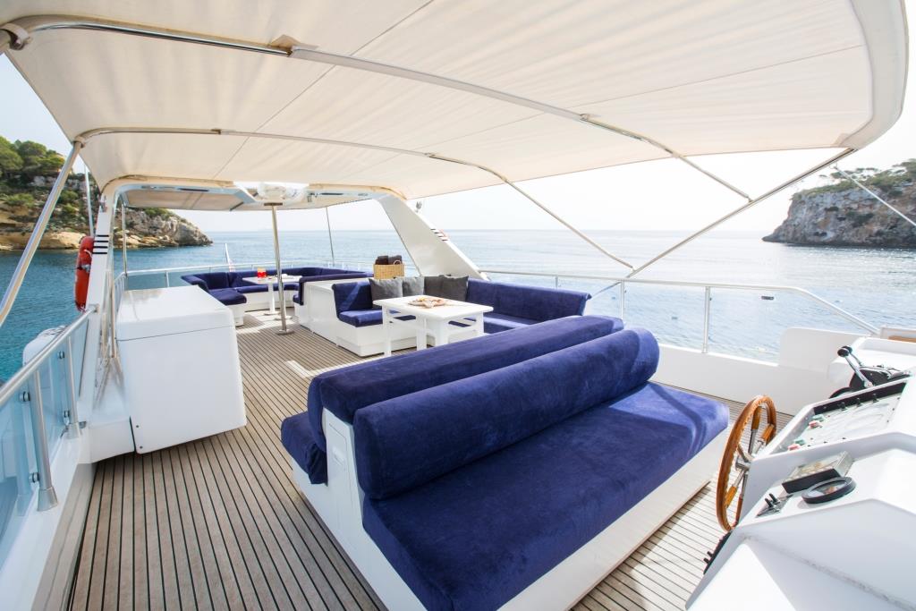 MY ACE SIX - Sundeck.jpg
