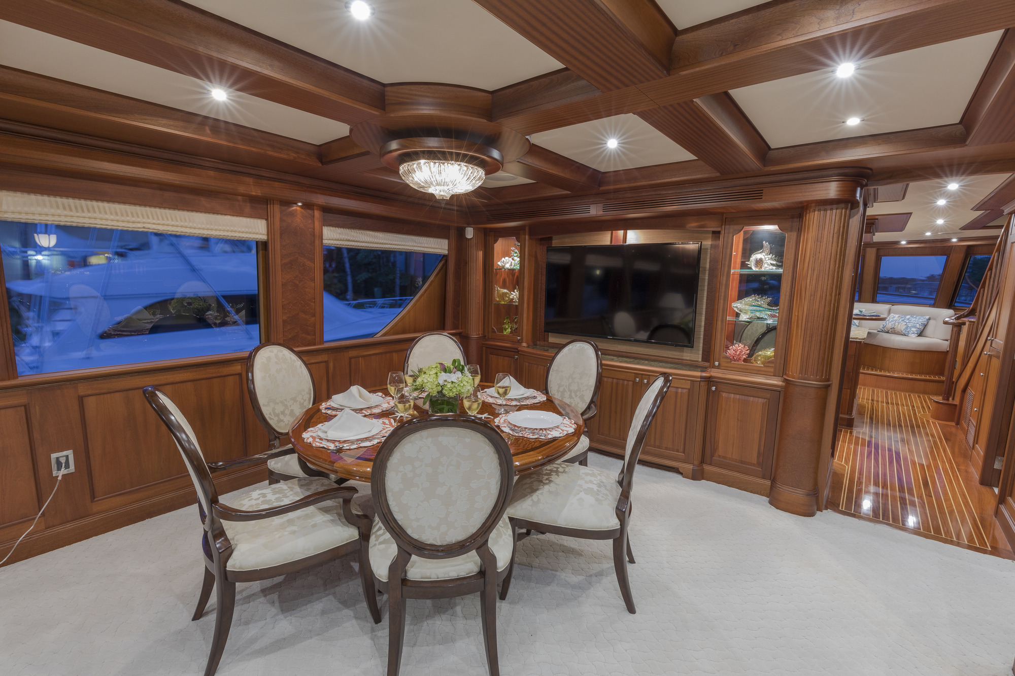 MY ANNDRIANNA - Formal dining.jpg