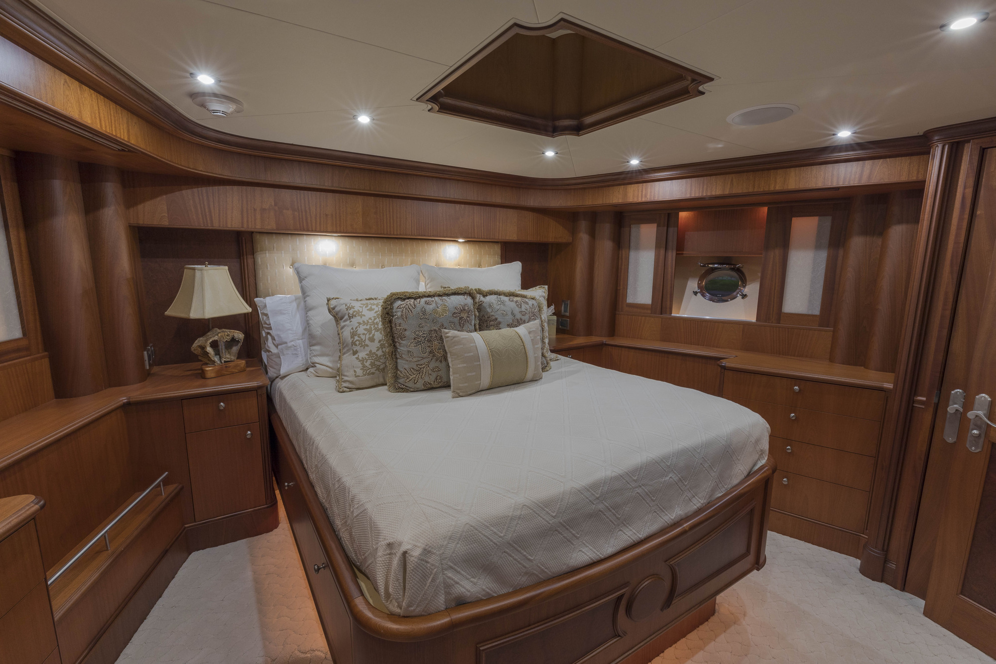 MY ANNDRIANNA - VIP cabin.jpg
