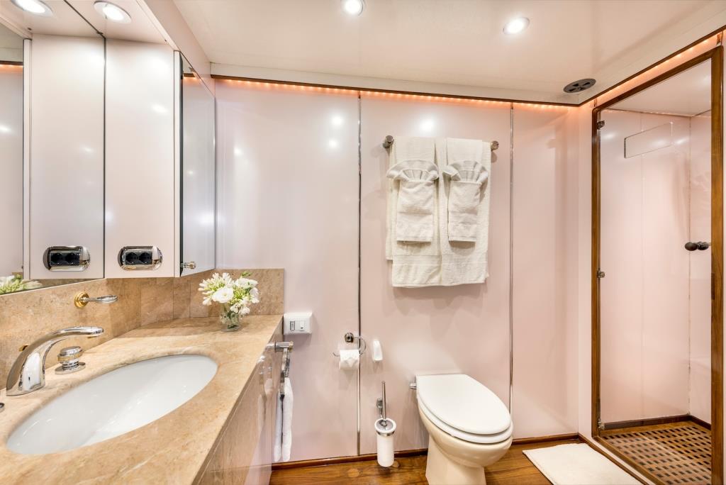 MY ANTISAN - Ensuite.jpg