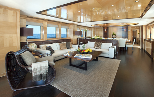 MY CHRISTINA G - Salon.jpg
