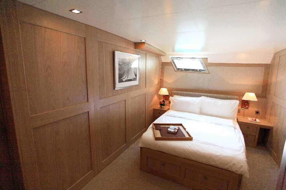 MY CONQUEST OF 1966 - VIP cabin.jpg
