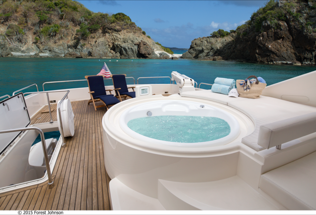 MY CRYSTAL PARROT - Sundeck Jacuzzi.png