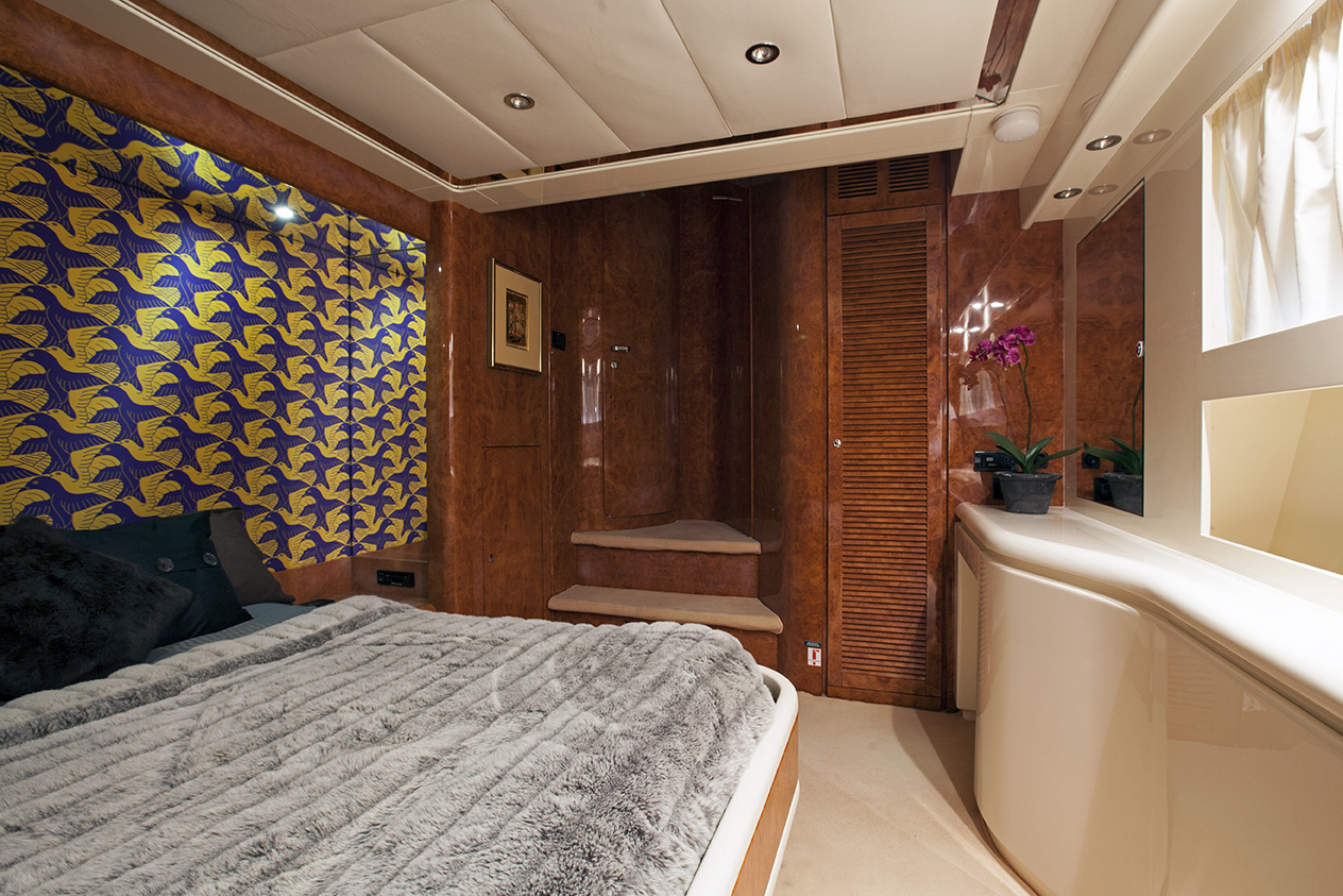 MY DIONE DUE - Master cabin.jpg