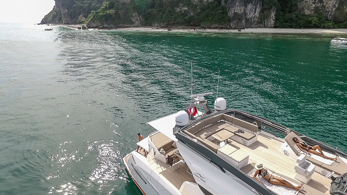 MY DOLCE VITA - Sundeck view.jpg