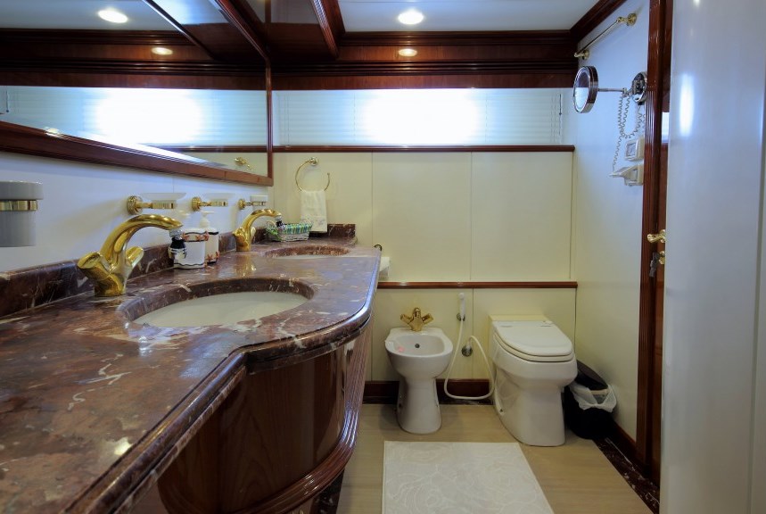 MY DREAM - Ensuite.jpg