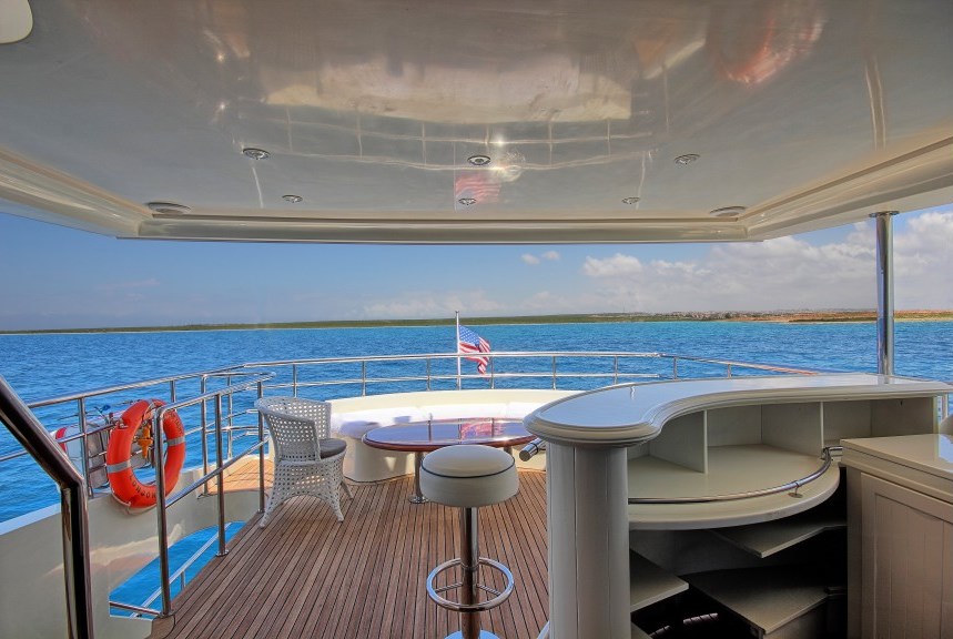 MY DREAM - Wet bar.jpg