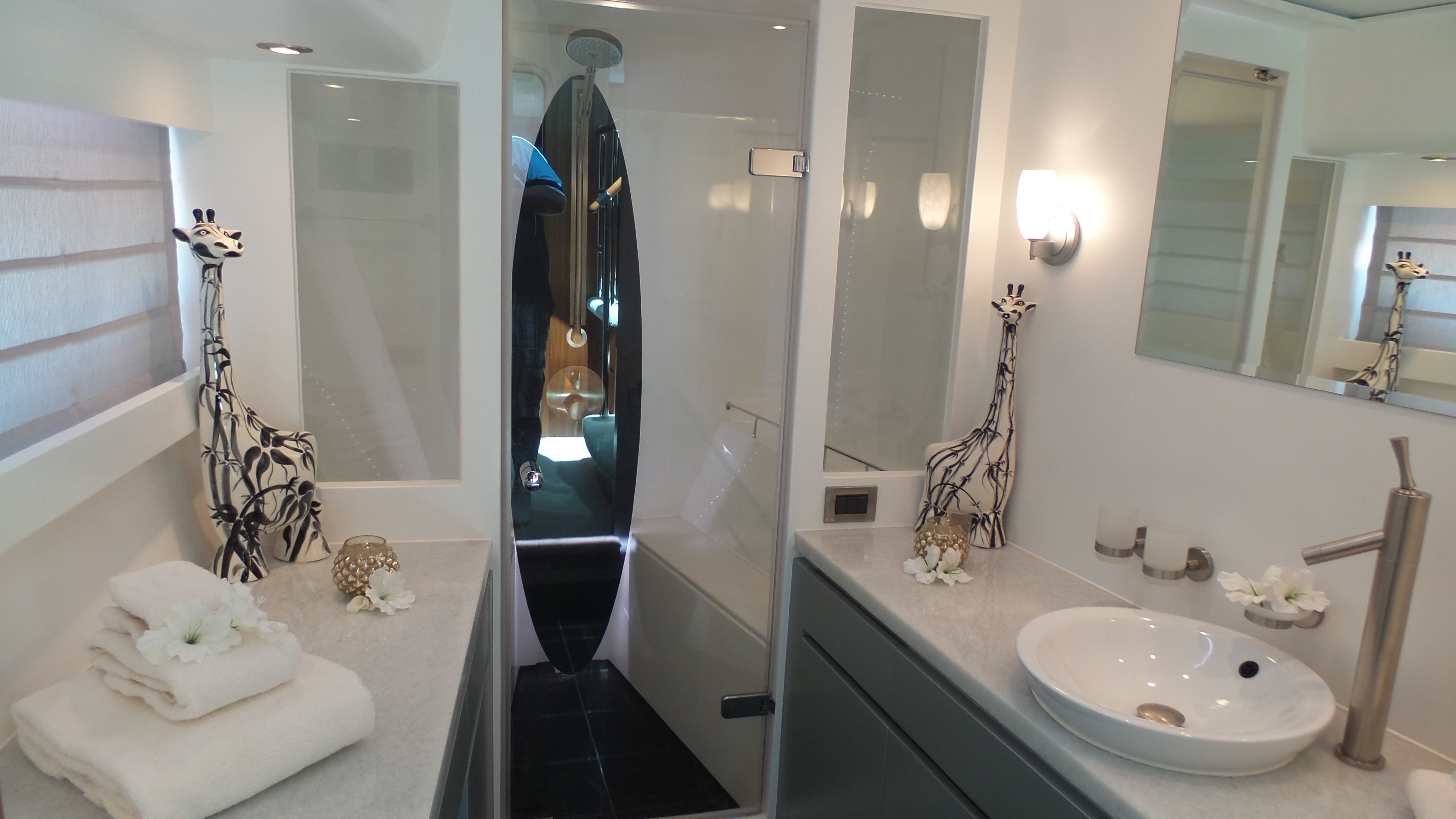 MY FIRST A FENCE - Ensuite.jpg