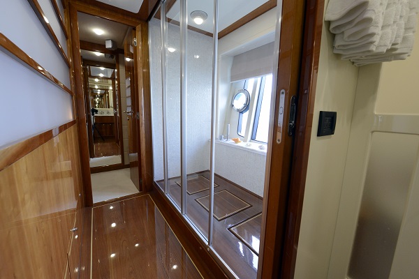 MY LADY - Master ensuite.JPG