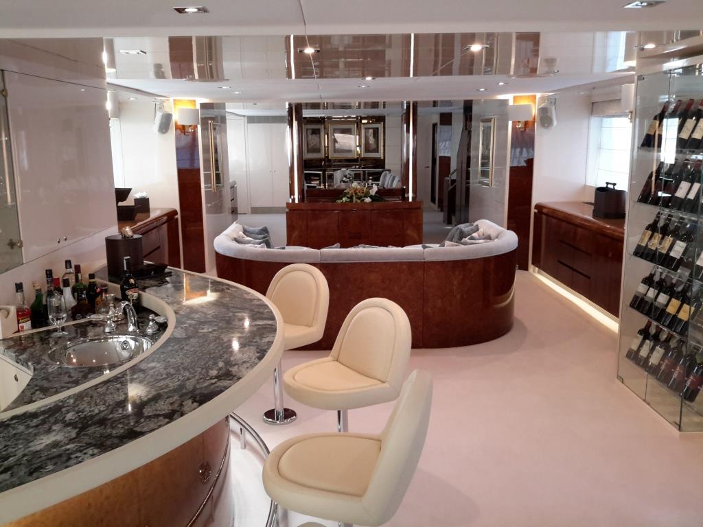MY LADYSHIP - Main salon.jpg