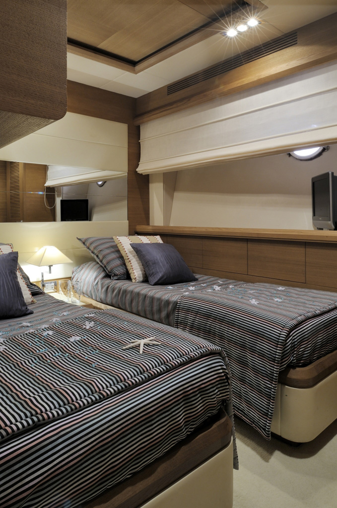 MY LEONARDO - Twin cabin.jpg