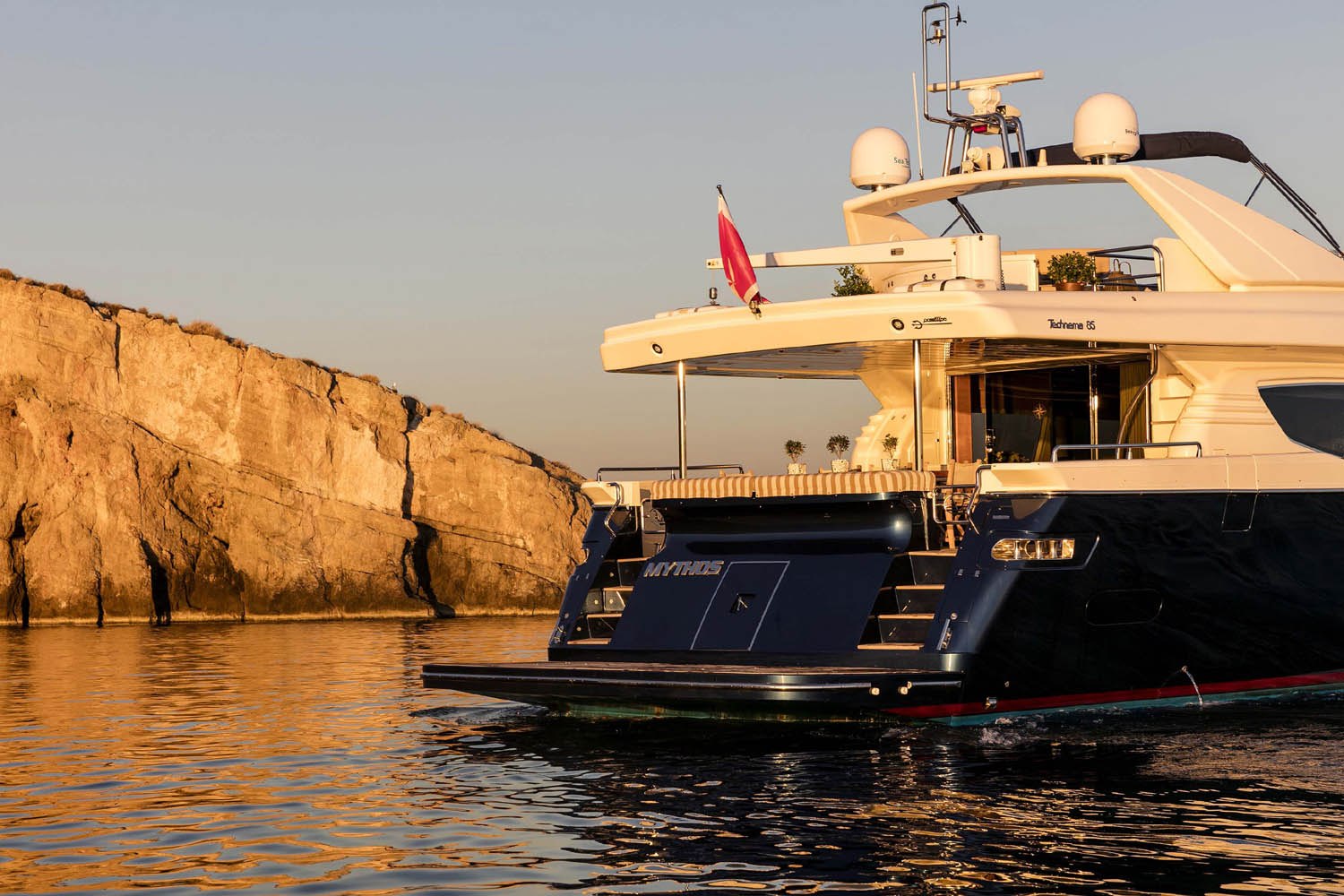 MY MYTHOS - Transom.jpg