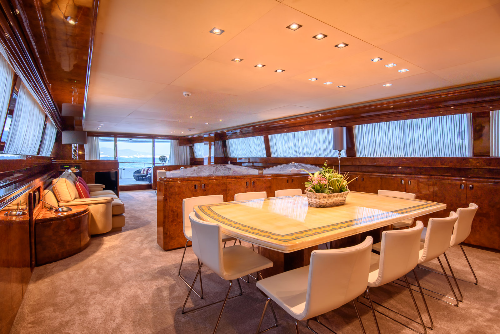 MY OCEAN GLASS - Dining.jpg