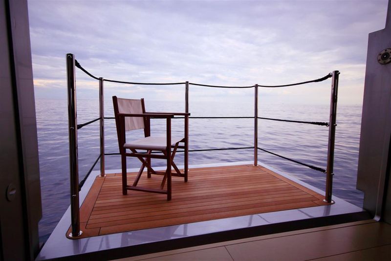 MY ONYX - Sea terrace.jpg