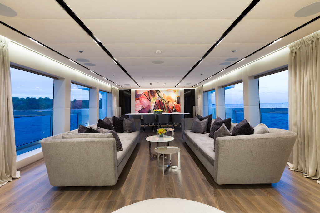 MY OURANOS -SALOON.jpg