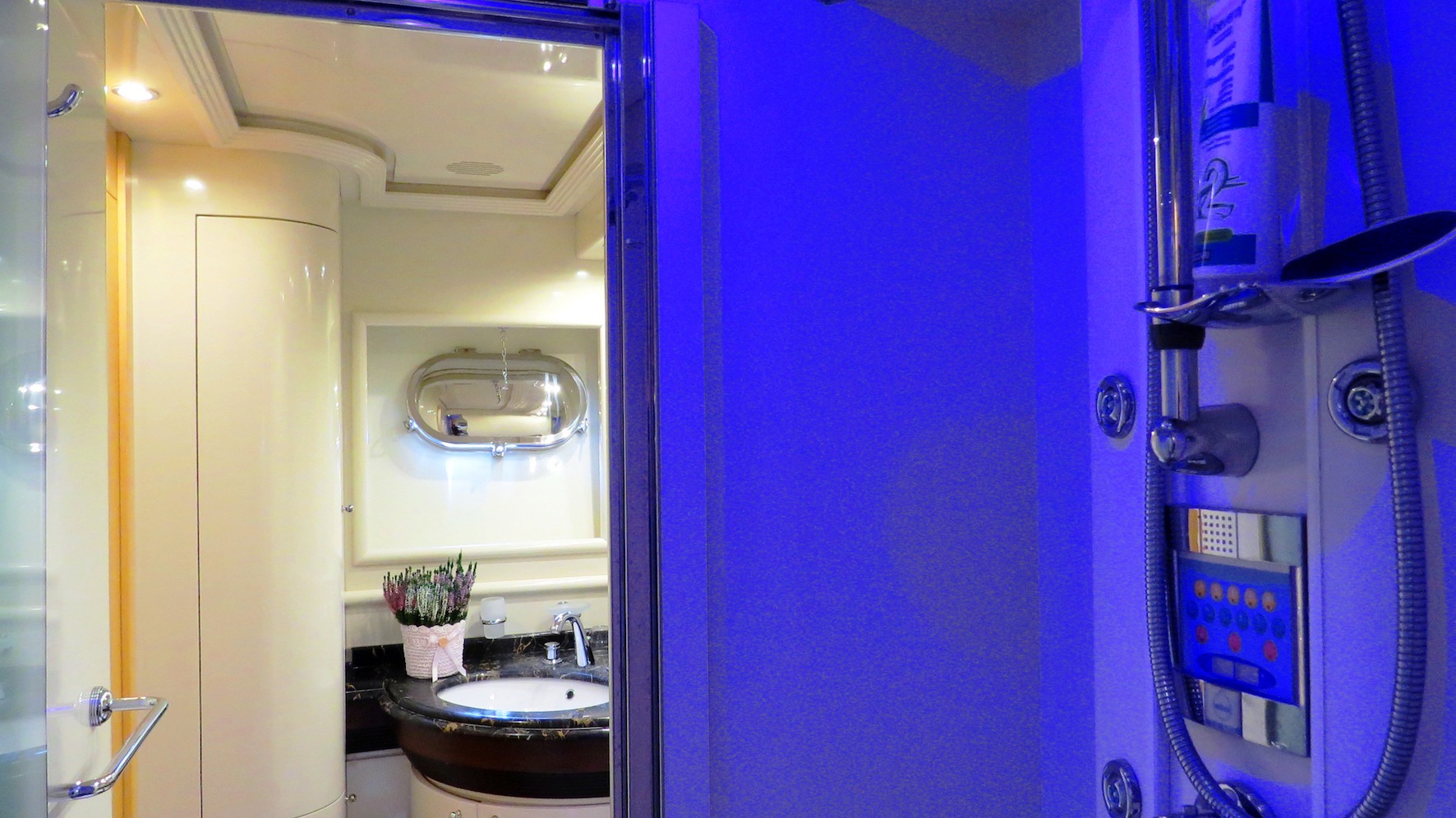 MY SANTA LUCIA FAST - Master Ensuite.jpg