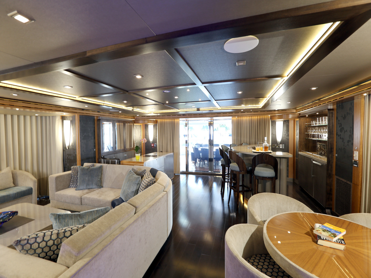 MY SERENITY 133 - Skylounge view.jpg