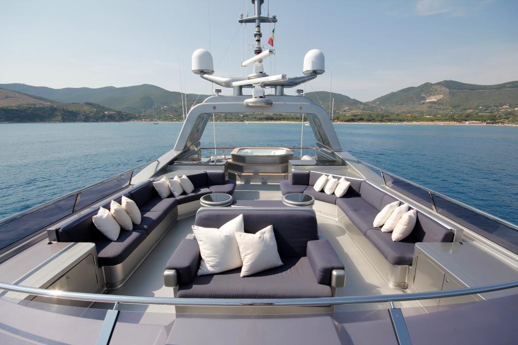 MY SILVER DREAM - Sundeck.jpg