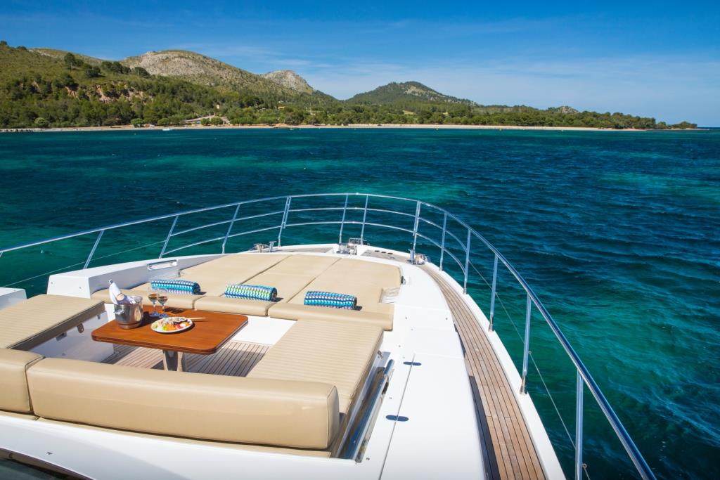 MY TOFFEE CRISP - Foredeck.jpg