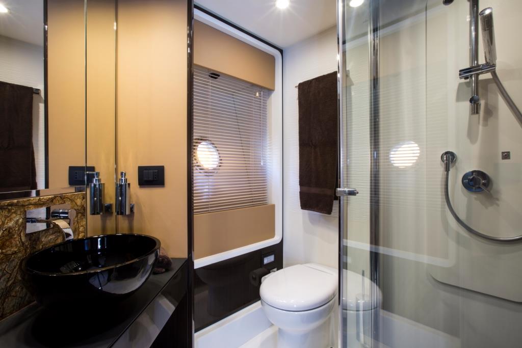 MY TOFFEE CRISP - VIP ensuite.jpg